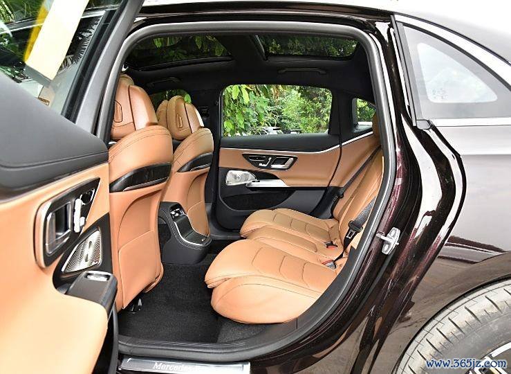 腾势Z9颠覆传统豪华，性能、操控、安全、完胜疾驰E300？