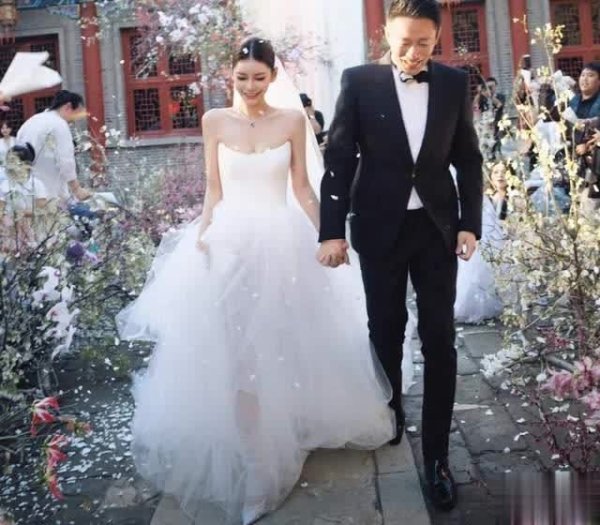 开yun体育网但S妈似乎是不悦我方的前半子再婚-开云「中国集团」Kaiyun·官方网站-登录入口